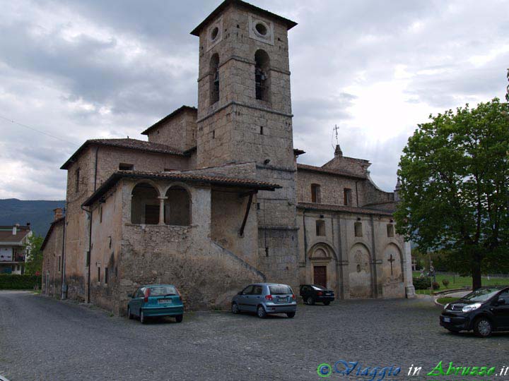 17-P5044327+.jpg - 17-P5044327+.jpg - La chiesa di S. Demetrio (XVII sec.).